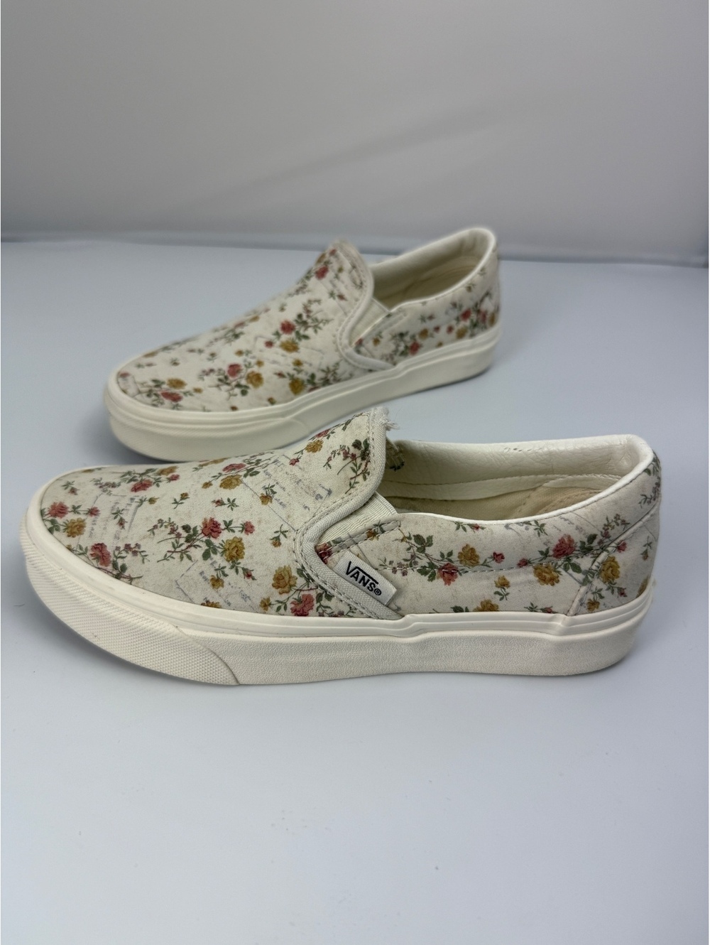 Vans Classic Slip On Floral Sneakers Women's 5.5 Cream Pink Green Flowers